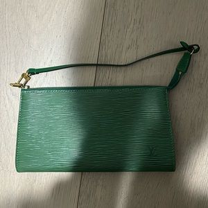 Louis Vuitton Epi Leather Pochette